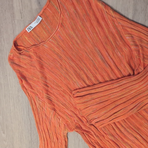 Zara Orange Ribbed Bell Sleeve Blouse - Picture 3 of 8